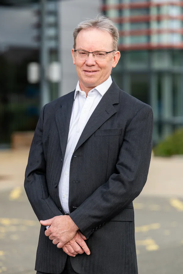 Mr Alistair Balfour